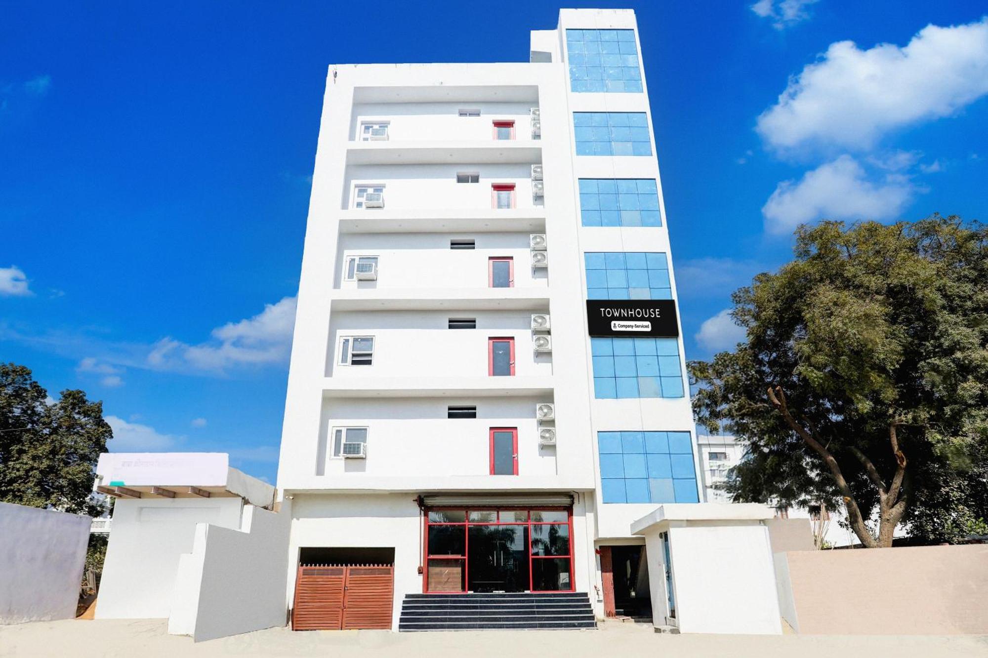 Super Townhouse Balua Road Pahadiya Ξενοδοχείο Βαρανάσι Εξωτερικό φωτογραφία