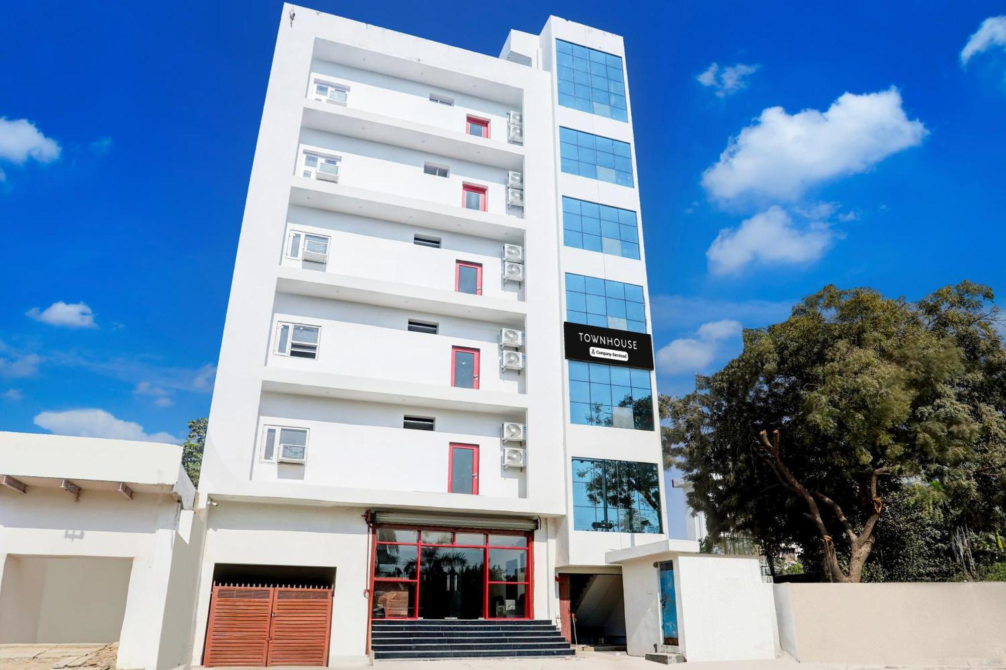 Super Townhouse Balua Road Pahadiya Ξενοδοχείο Βαρανάσι Εξωτερικό φωτογραφία