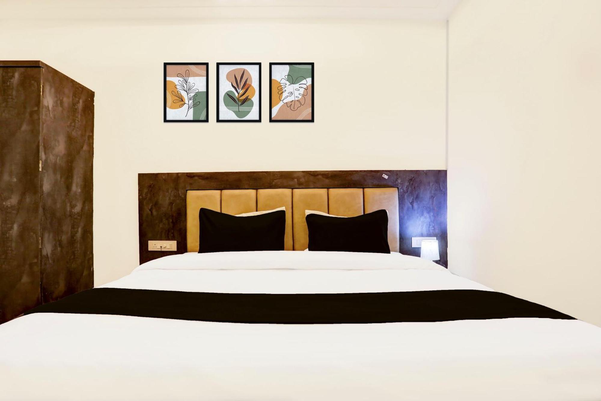 Super Townhouse Balua Road Pahadiya Ξενοδοχείο Βαρανάσι Εξωτερικό φωτογραφία