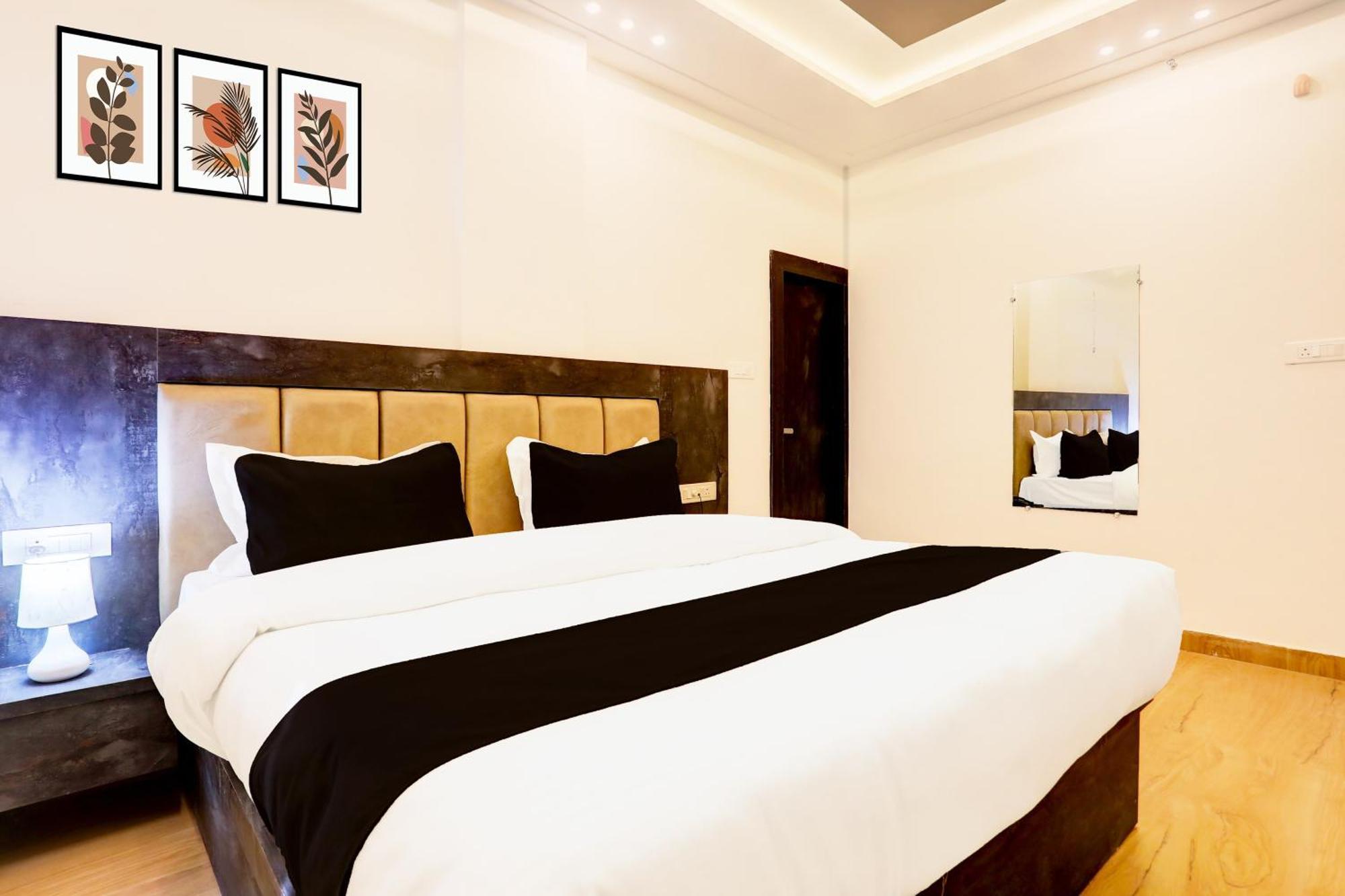 Super Townhouse Balua Road Pahadiya Ξενοδοχείο Βαρανάσι Εξωτερικό φωτογραφία